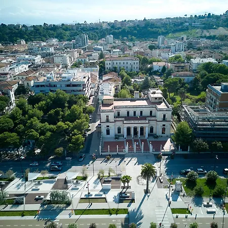 住宿加早餐酒店 Amare - Il Battito Del Mare A Due Passi 4*