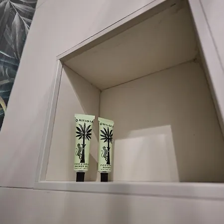 Amare - Il Battito Del Mare A Due Passi 4*