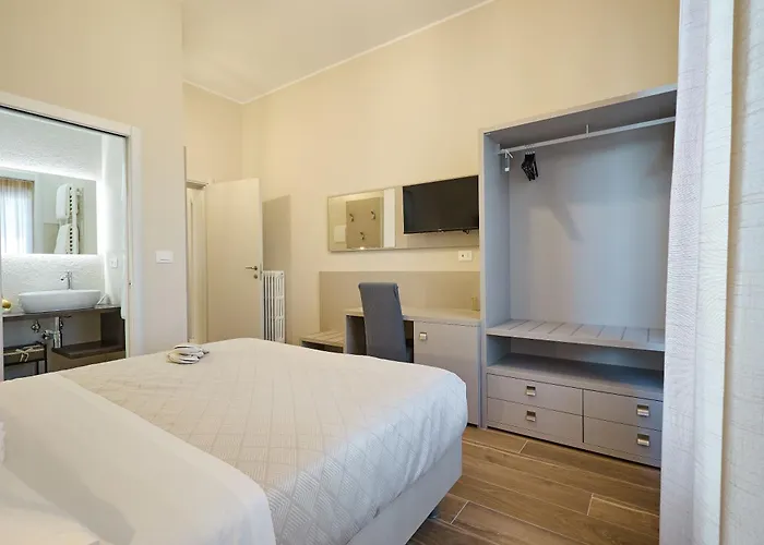 Amare - Il Battito Del Mare A Due Passi Bed and Breakfast Giulianova