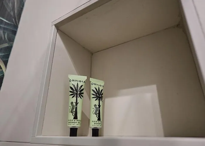 Amare - Il Battito Del Mare A Due Passi 4*