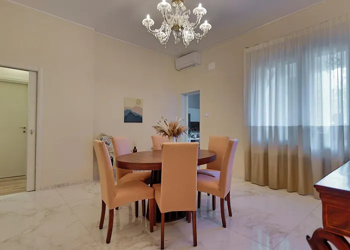 Amare - Il Battito Del Mare A Due Passi Bed and Breakfast 4*