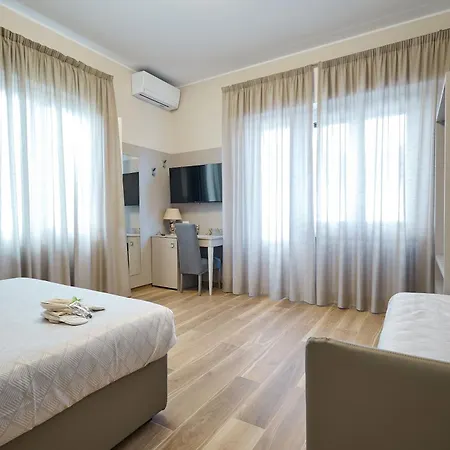 Amare - Il Battito Del Mare A Due Passi