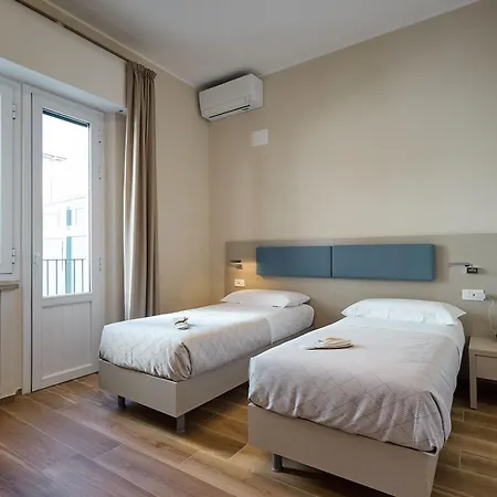 Bed & Breakfast Amare - Il Battito Del Mare A Due Passi Giulianova