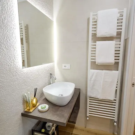 Amare - Il Battito Del Mare A Due Passi Bed & Breakfast