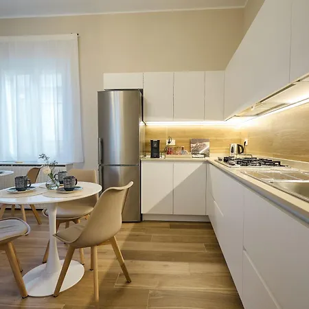 Amare - Il Battito Del Mare A Due Passi Bed & Breakfast 4*