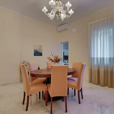 Amare - Il Battito Del Mare A Due Passi Bed & Breakfast 4*